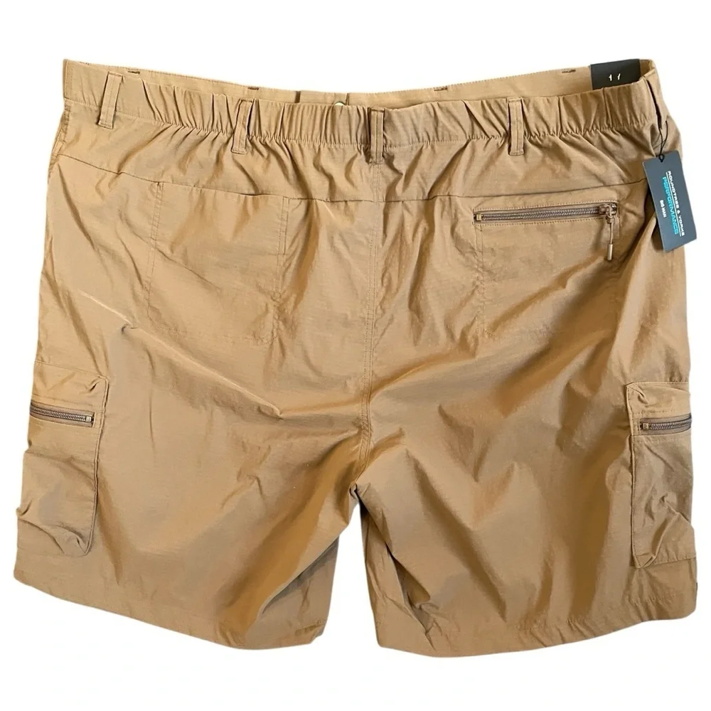 Roundtree & Yorke Brown Classic Fit Performance Cargo Shorts